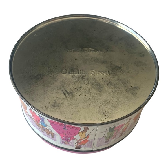 VTG Mackintosh Quality Street England Victorian Solider Tin Collectible - Picture 8 of 10